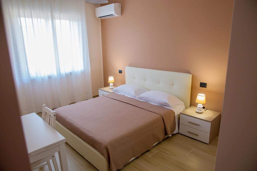 Gleda Rooms In The Square Pompeï Kamer foto